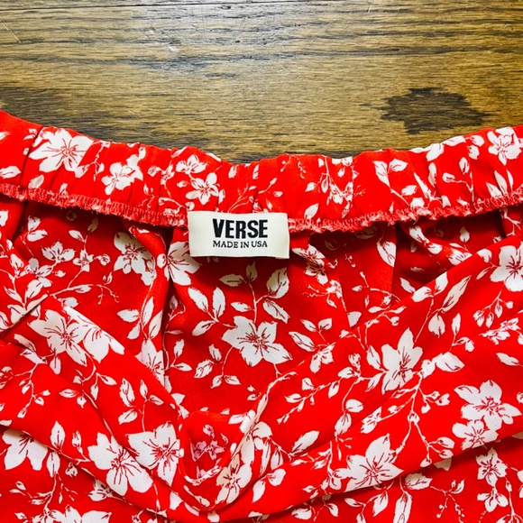 Verse Off-Shoulder Floral Top | Coral & White | Size Large | Pristine Condition - Picture 4 of 5